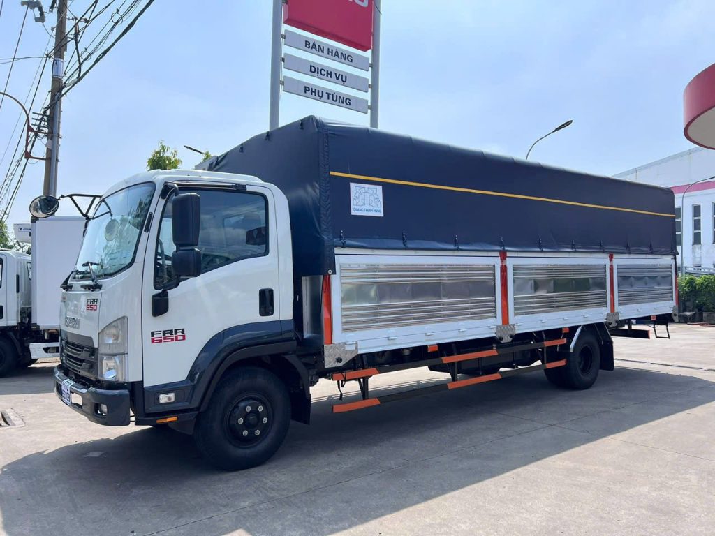 Xe tải Isuzu chính hãng