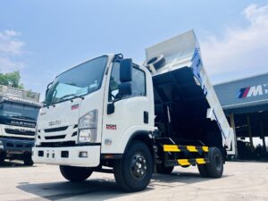 Review xe tải bửng nâng Isuzu