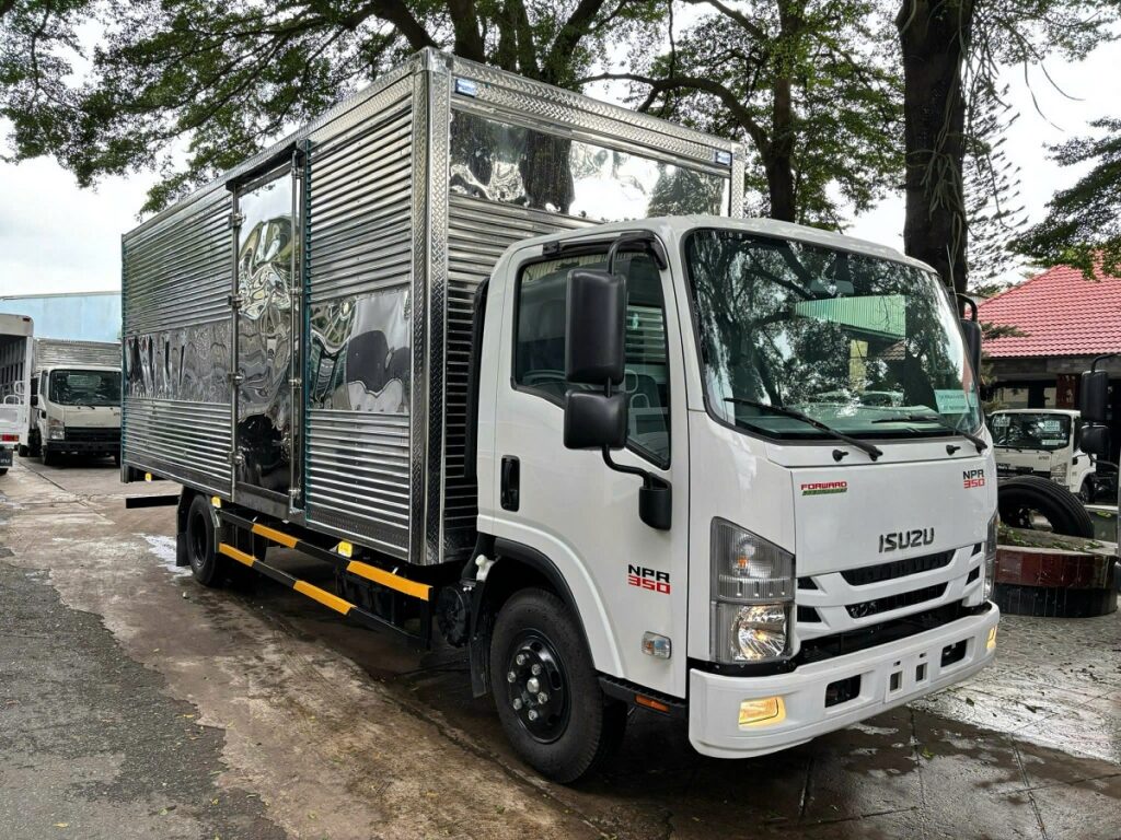 Xe tải Isuzu NPR85ME5
